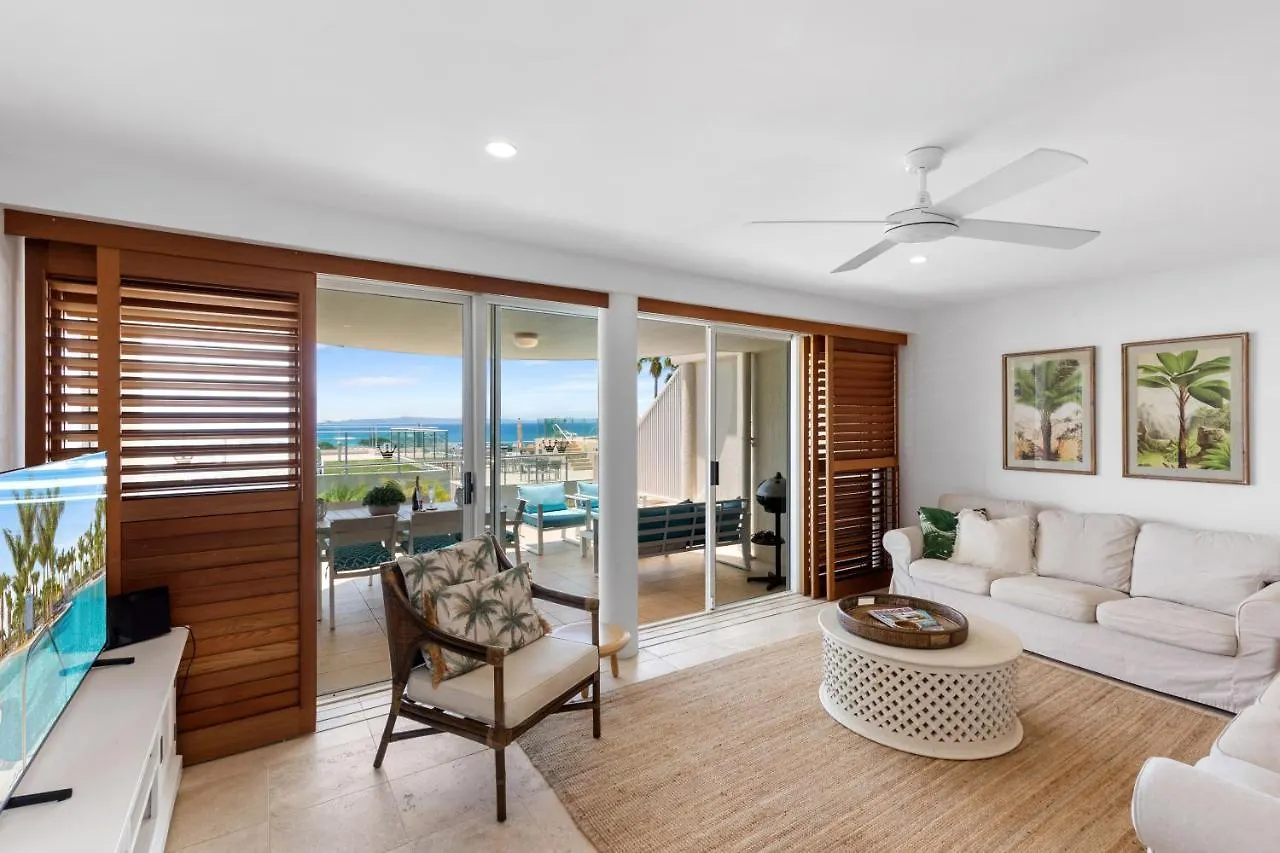 Noosa Crest Luxury Ocean View Apartment 32