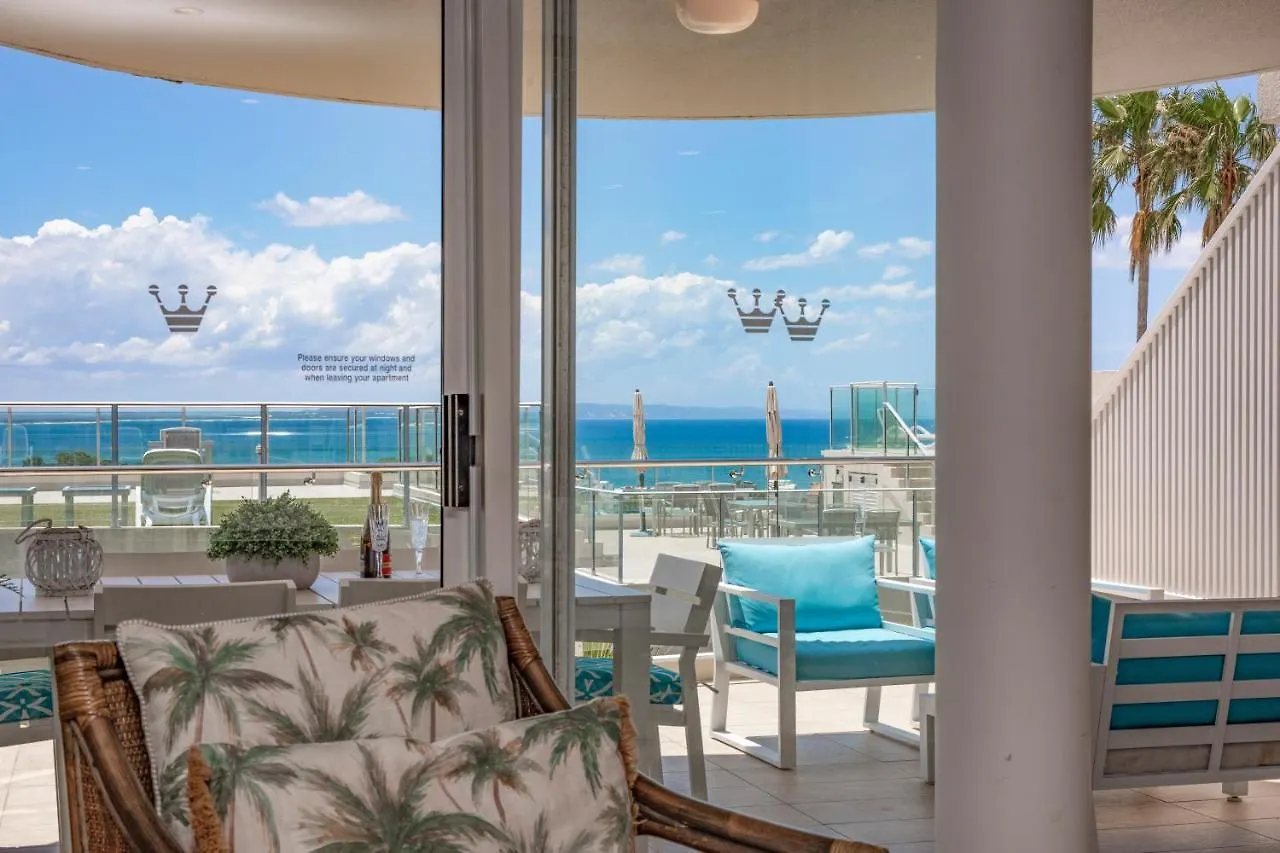 Noosa Crest Luxury Ocean View Apartment 32