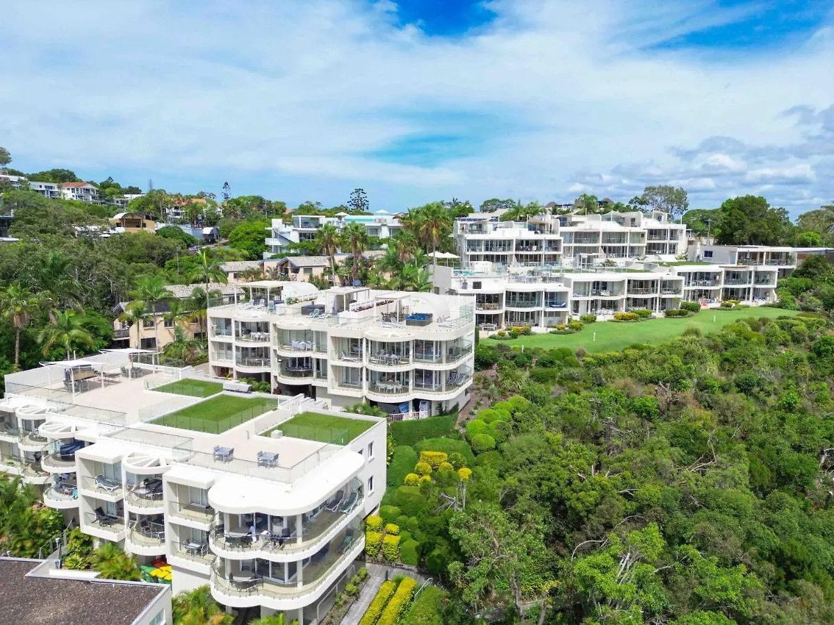 Noosa Crest Luxury Ocean View Apartment 32